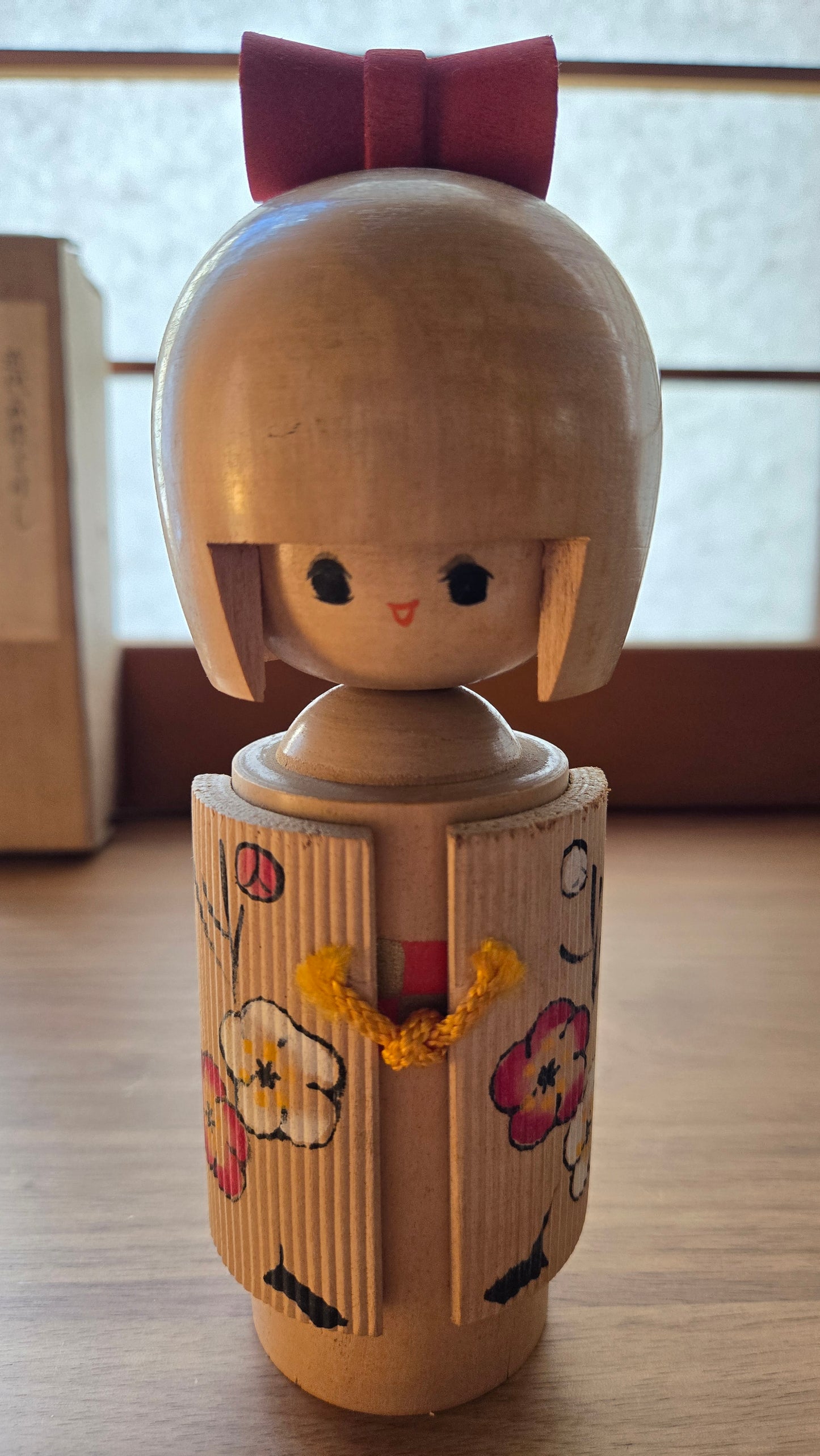 🪆🌸 Kokeshi japonaise — "春顔 Visage de Printemps"