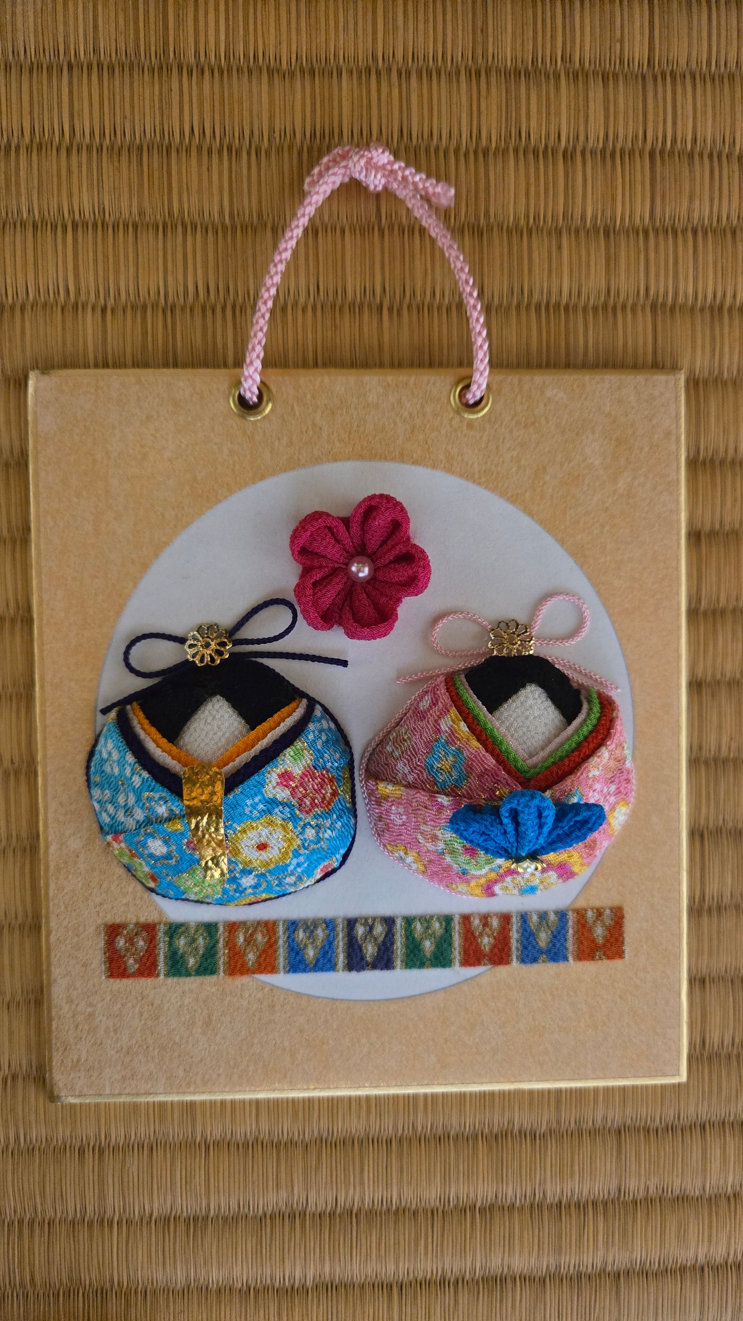 🌸 Panneau décoratif kai-bina — hina matsuri en oshi-e
