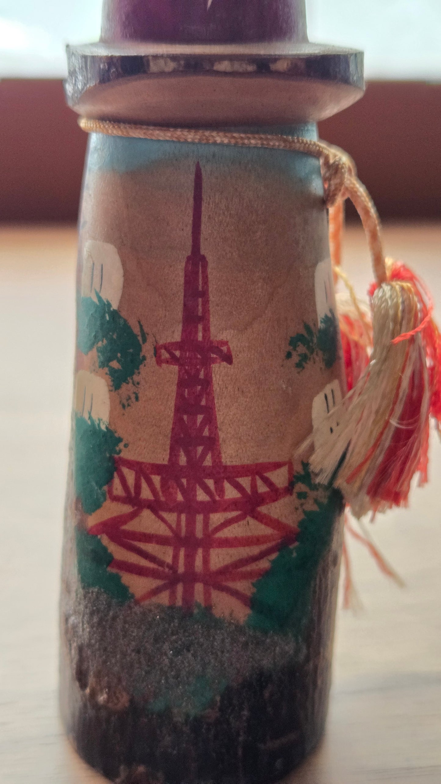 🎎 Poupée souvenir en bois, motif Tour de Tokyo, 14 cm