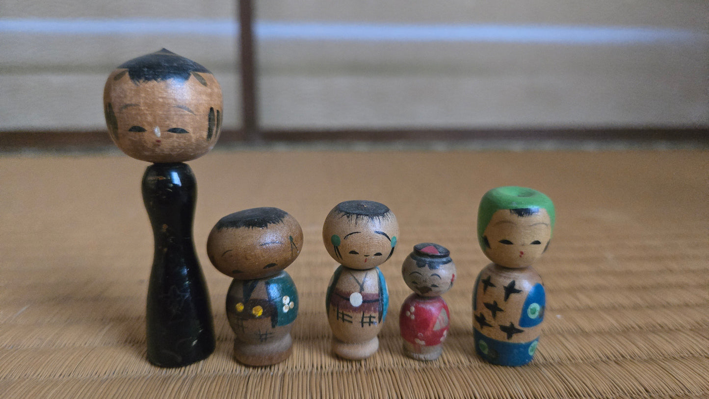 🎎 Lot de 5 kokeshi miniatures