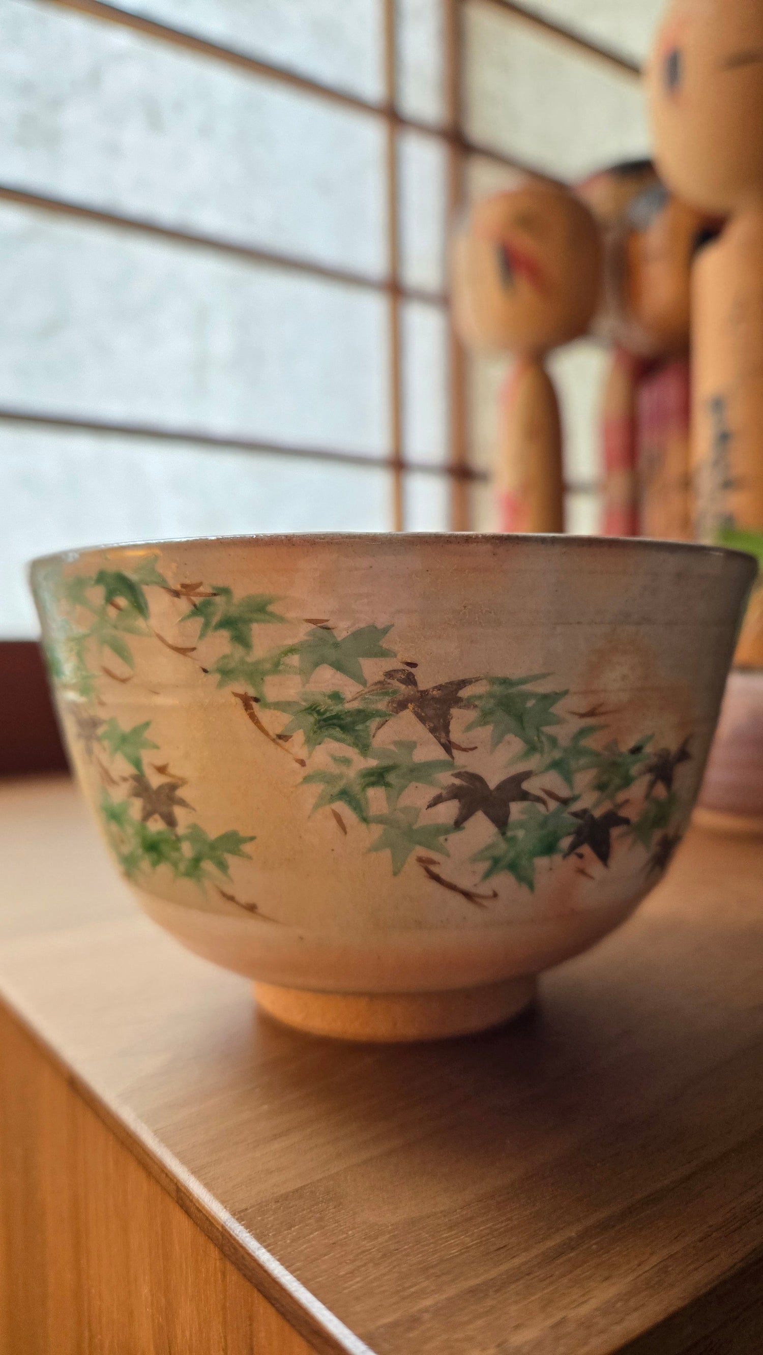 A curated selection of chawan, bowls, vases, and tableware from Japan. Each piece reflects traditional craftsmanship, regional styles, and the quiet beauty of everyday Japanese life.