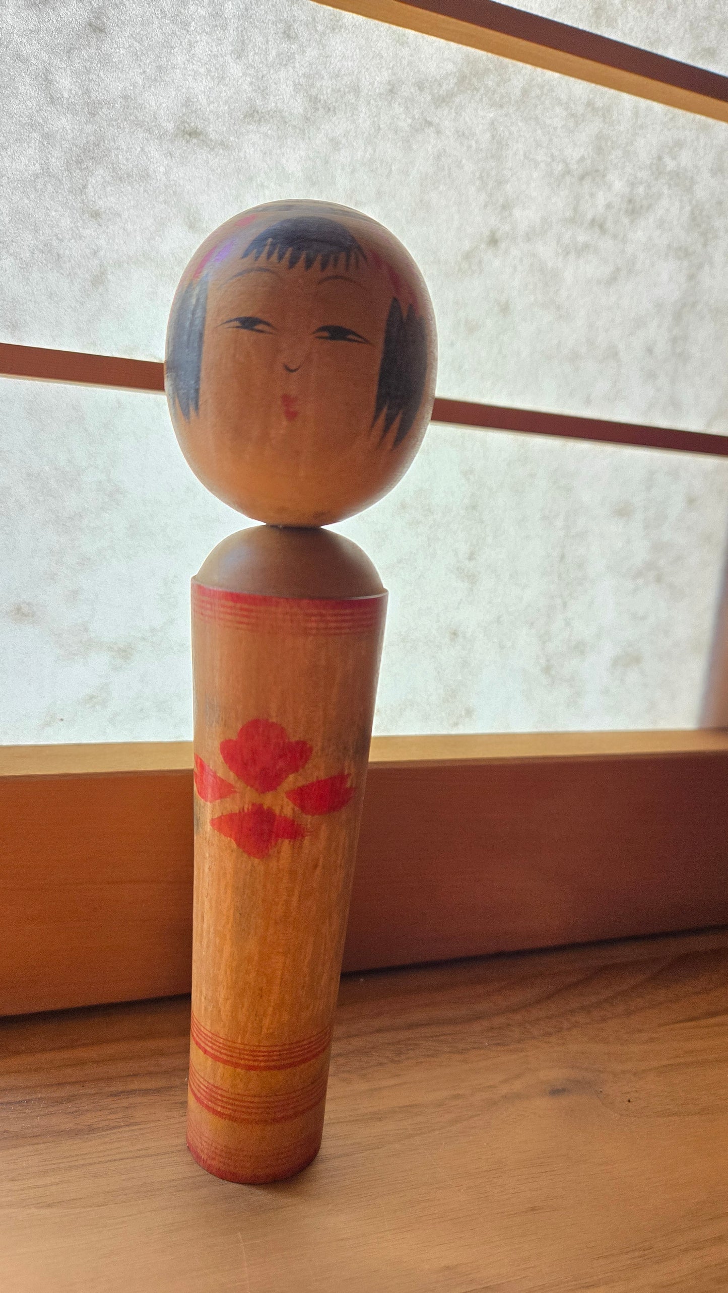 🎎 Kokeshi traditionnelle – style Naruko 🌸