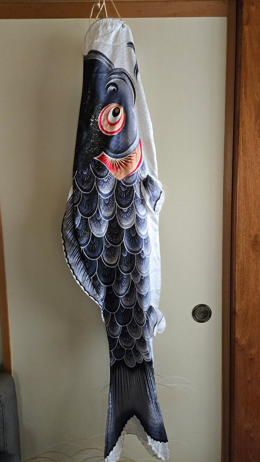 🎏 Grande Carpe Koi en Tissu – Koinobori Traditionnel pour Kodomo no Hi (1m50)