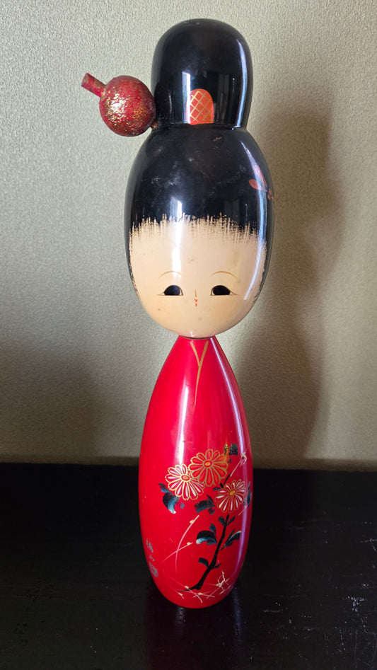🎎 Kokeshi Naruko moderne – Takahashi Sakae (高橋盛) – 28 cm