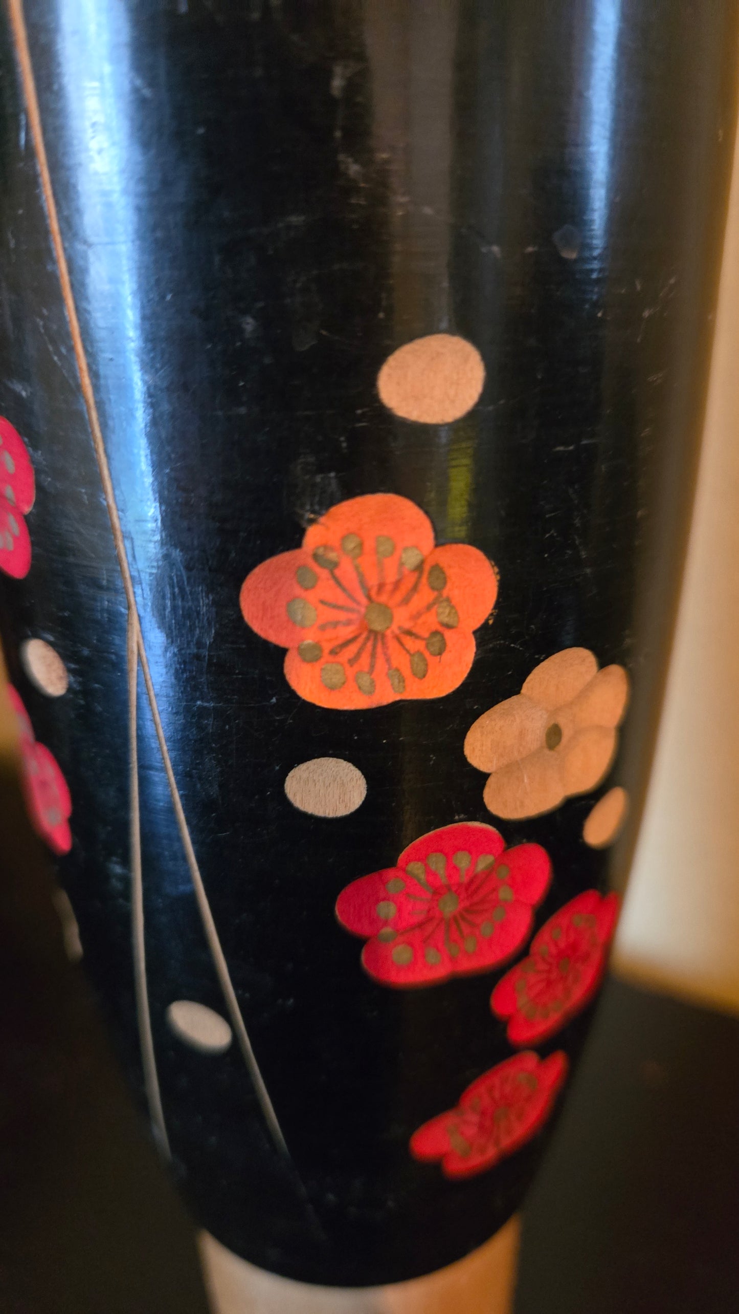 🎎 Kokeshi créative « Ume noir » – Signée Morihide (盛秀) – Shōwa