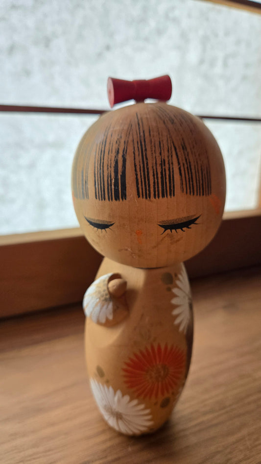🎎 Kokeshi japonaise moderne – 青木蓼華 (Ryōka Aoki) – Version mini