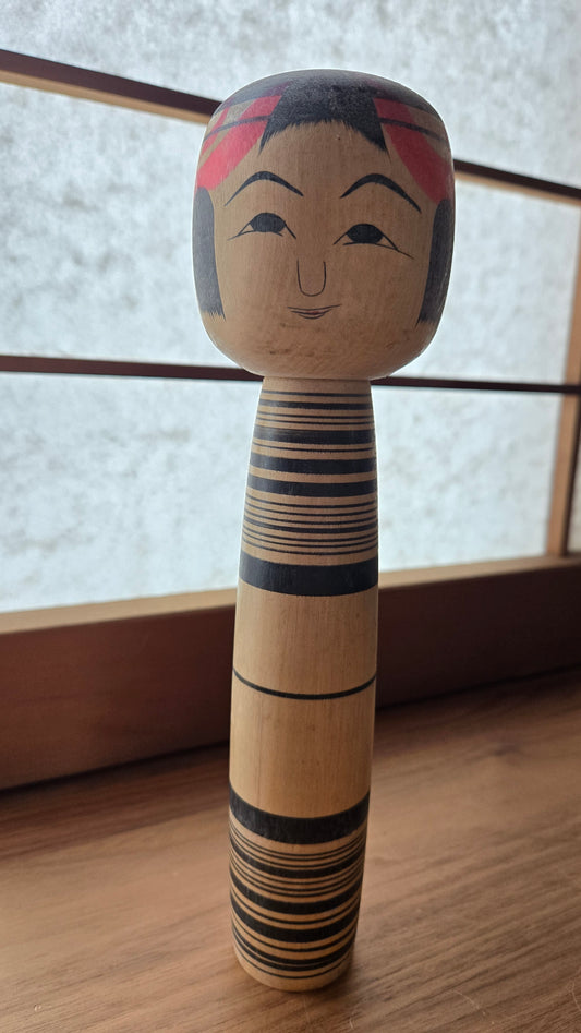 🌸 Kokeshi traditionnelle Tsuchiyu – Shōwa 57 (1982) 🌸