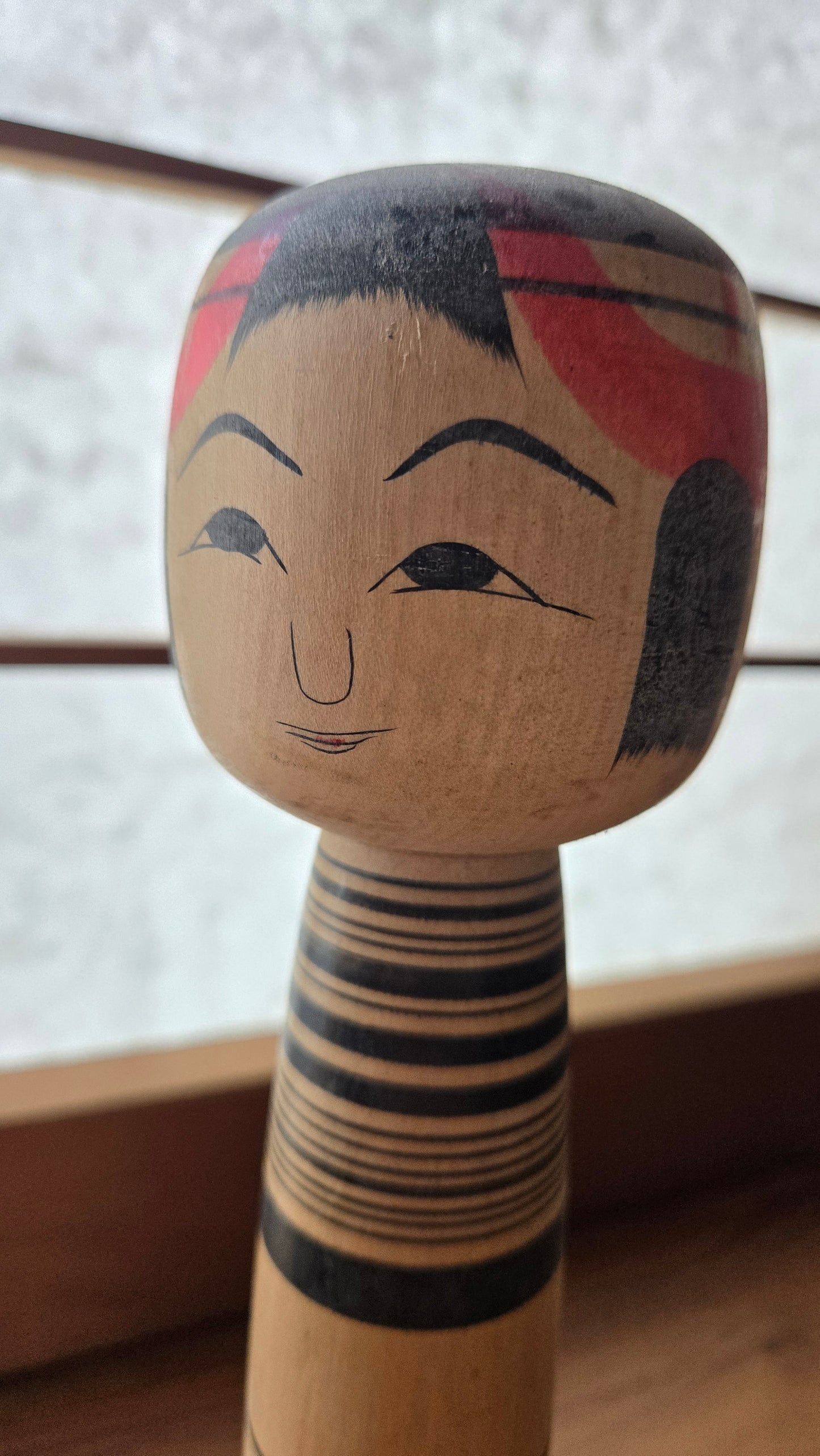 🌸 Kokeshi traditionnelle Tsuchiyu – Shōwa 57 (1982) 🌸