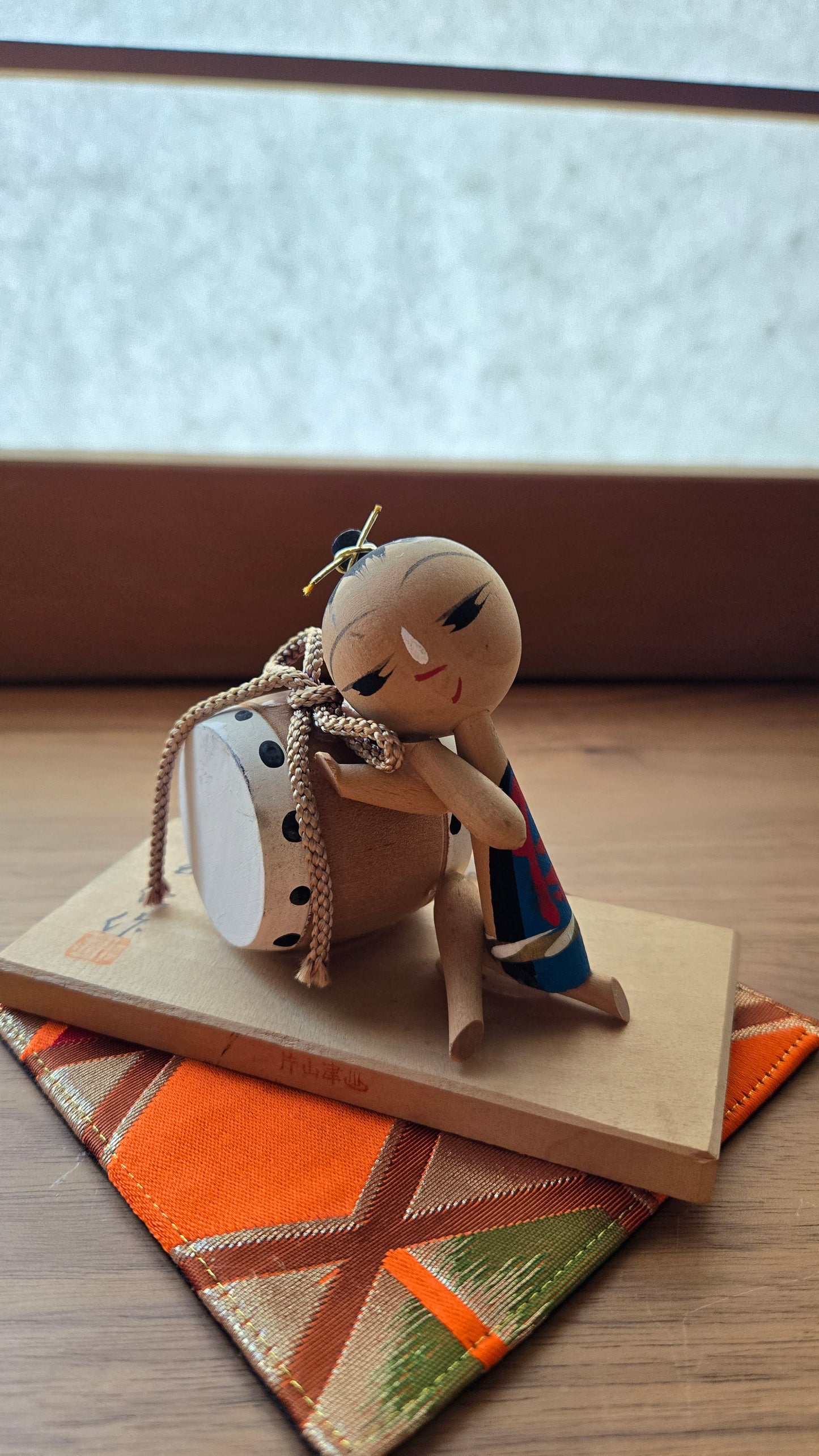 🥁 Ningyo Vintage — Musicienne au Taiko — 玉記作 (Tamaki) — Japon