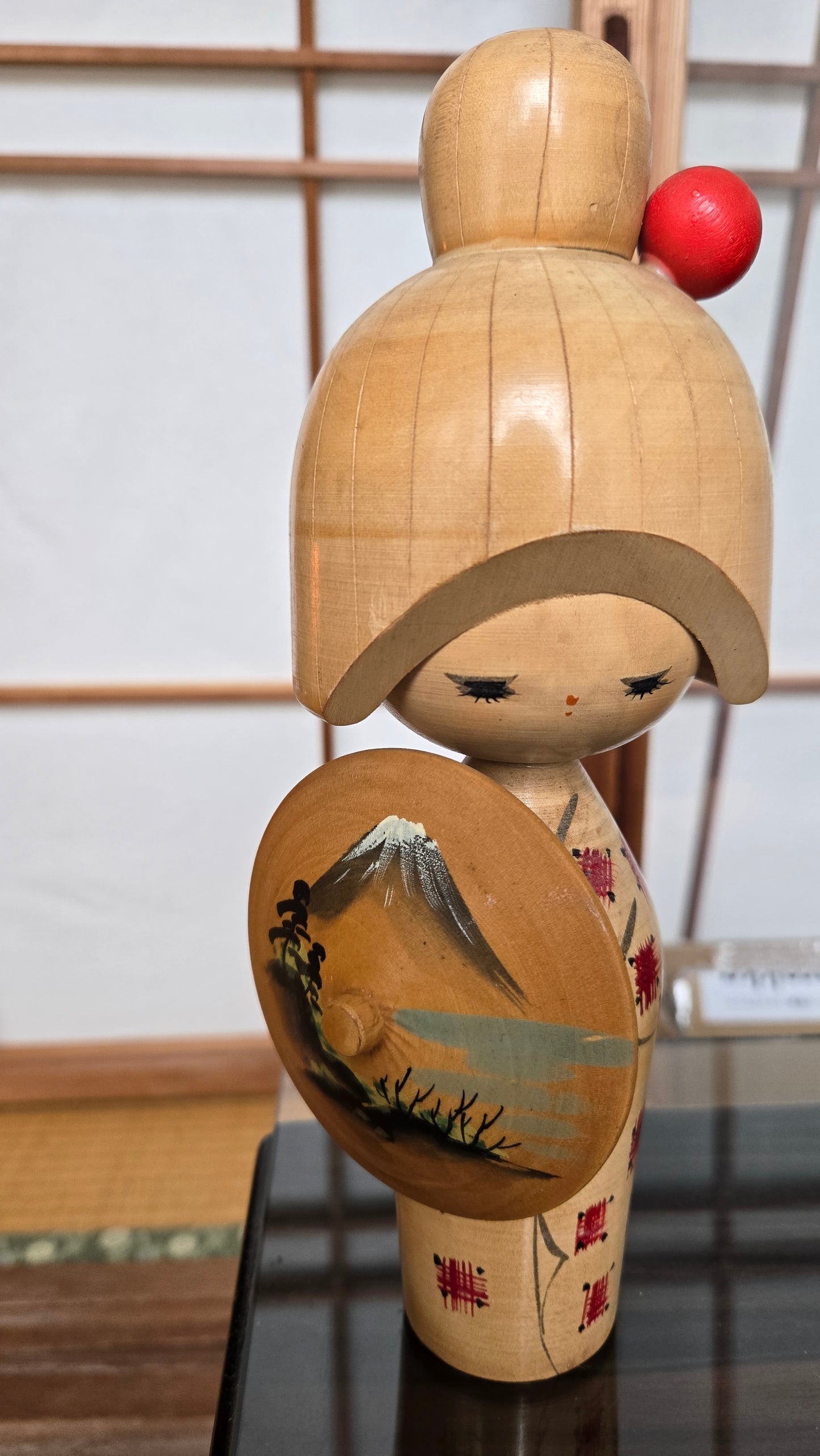 🪆🗻 Kokeshi japonaise vintage — "L'Éventail du Fuji"