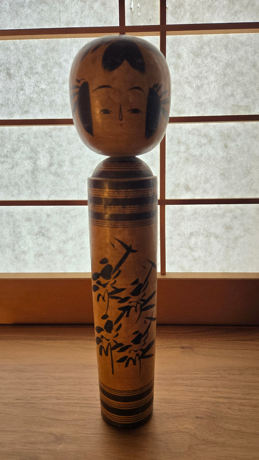 Kokeshi Naruko - noire - 31 cm