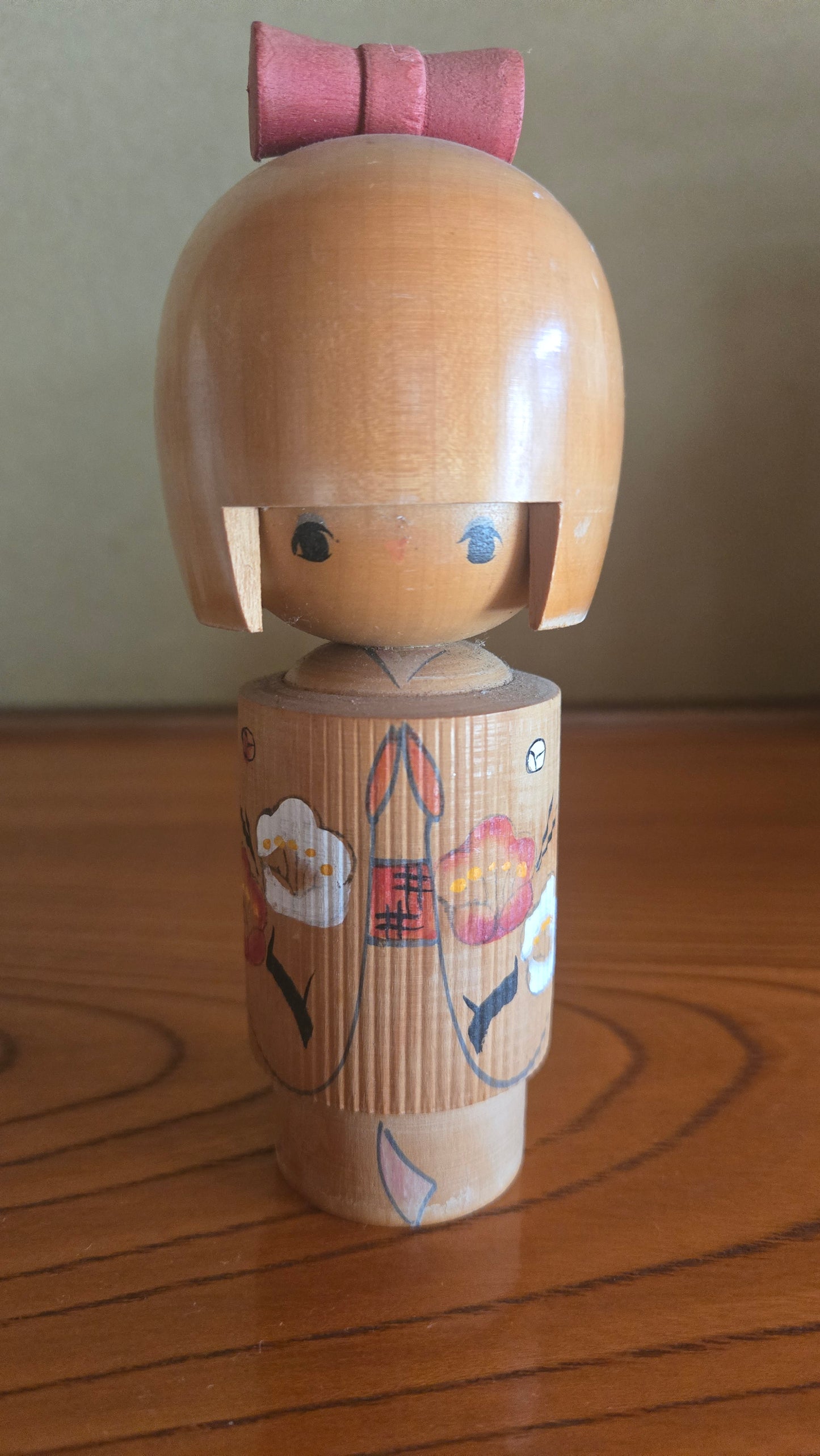 🪆 Kokeshi japonaise vintage — Style Kijiyama