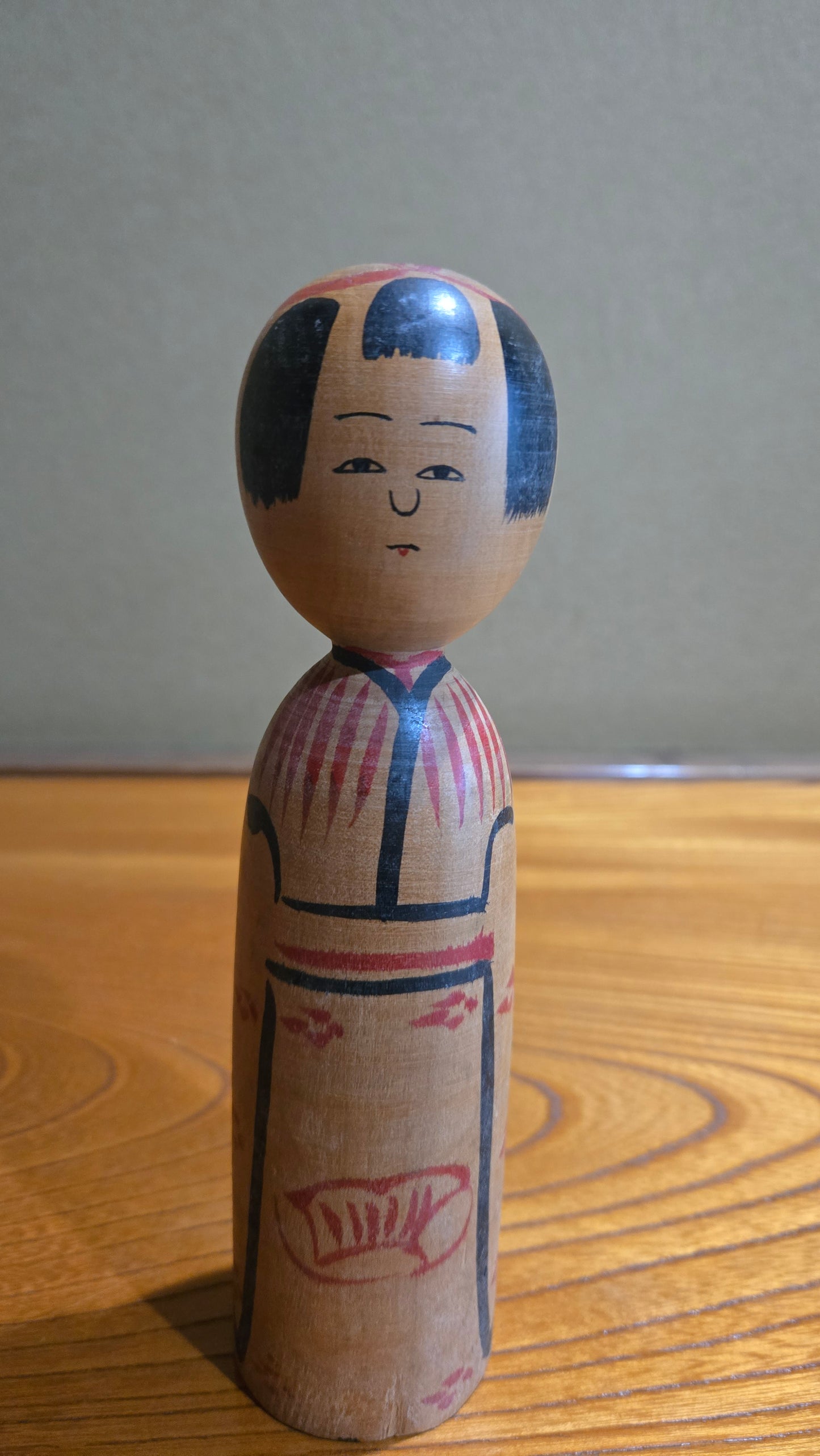 Kokeshi créative Aki no Temari 🍂 — Otaru, Hokkaido, signée Kutarō, 18 cm