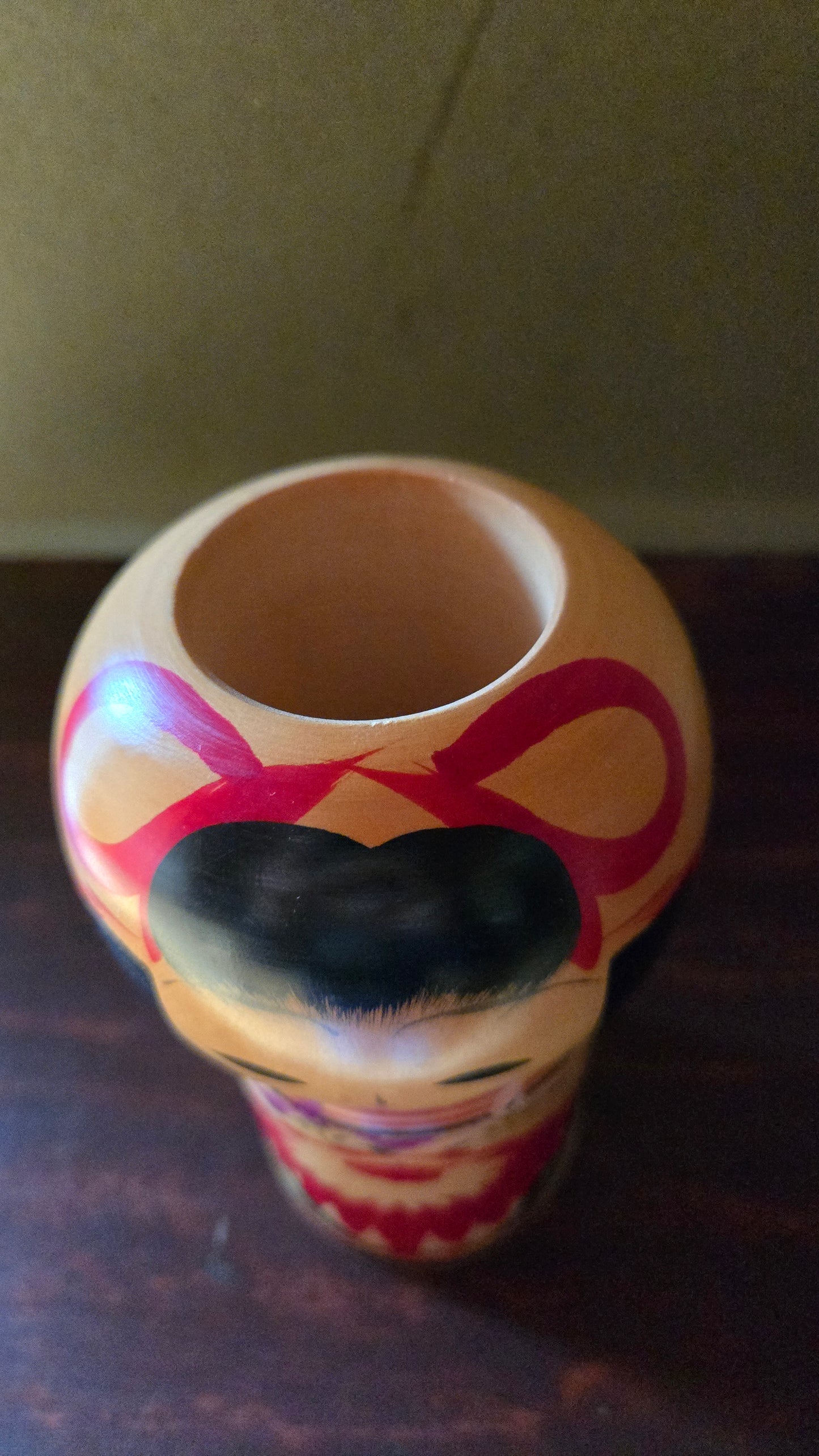Kokeshi pot à pinceaux 🌸
