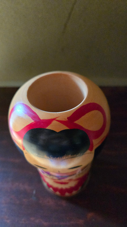 Kokeshi pot à pinceaux 🌸