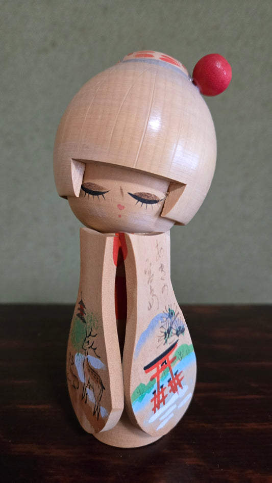 Kokeshi créative Miyajima 宮島 🦌 — torii rouge
