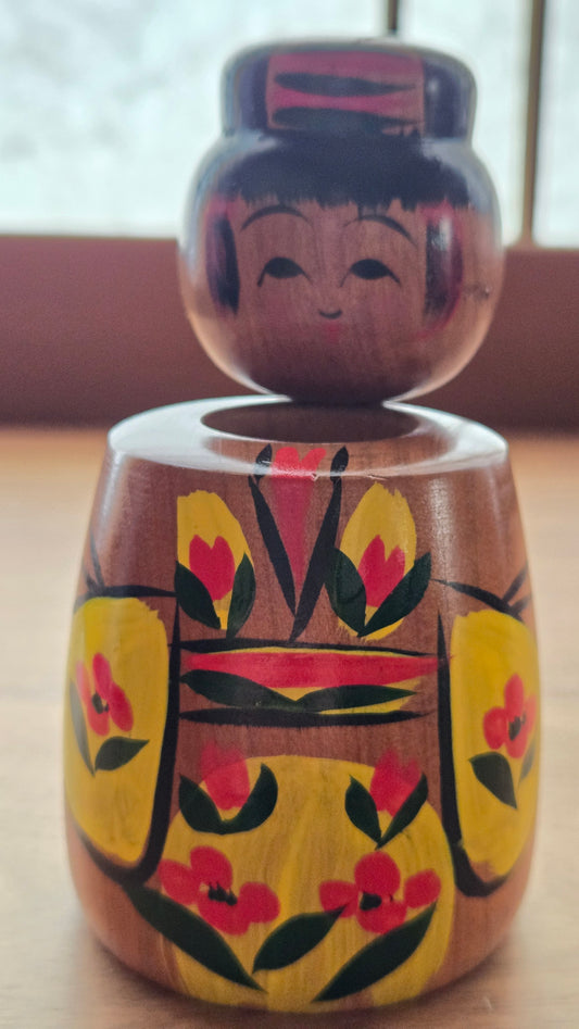 🪆 Kokeshi Tōgatta — Porte-crayon | Atelier Tamazō-an | Signée