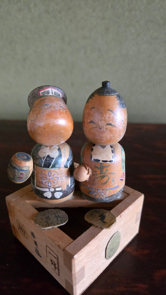 👫 Paire de figurines souvenir — Katsuura — 10 cm
