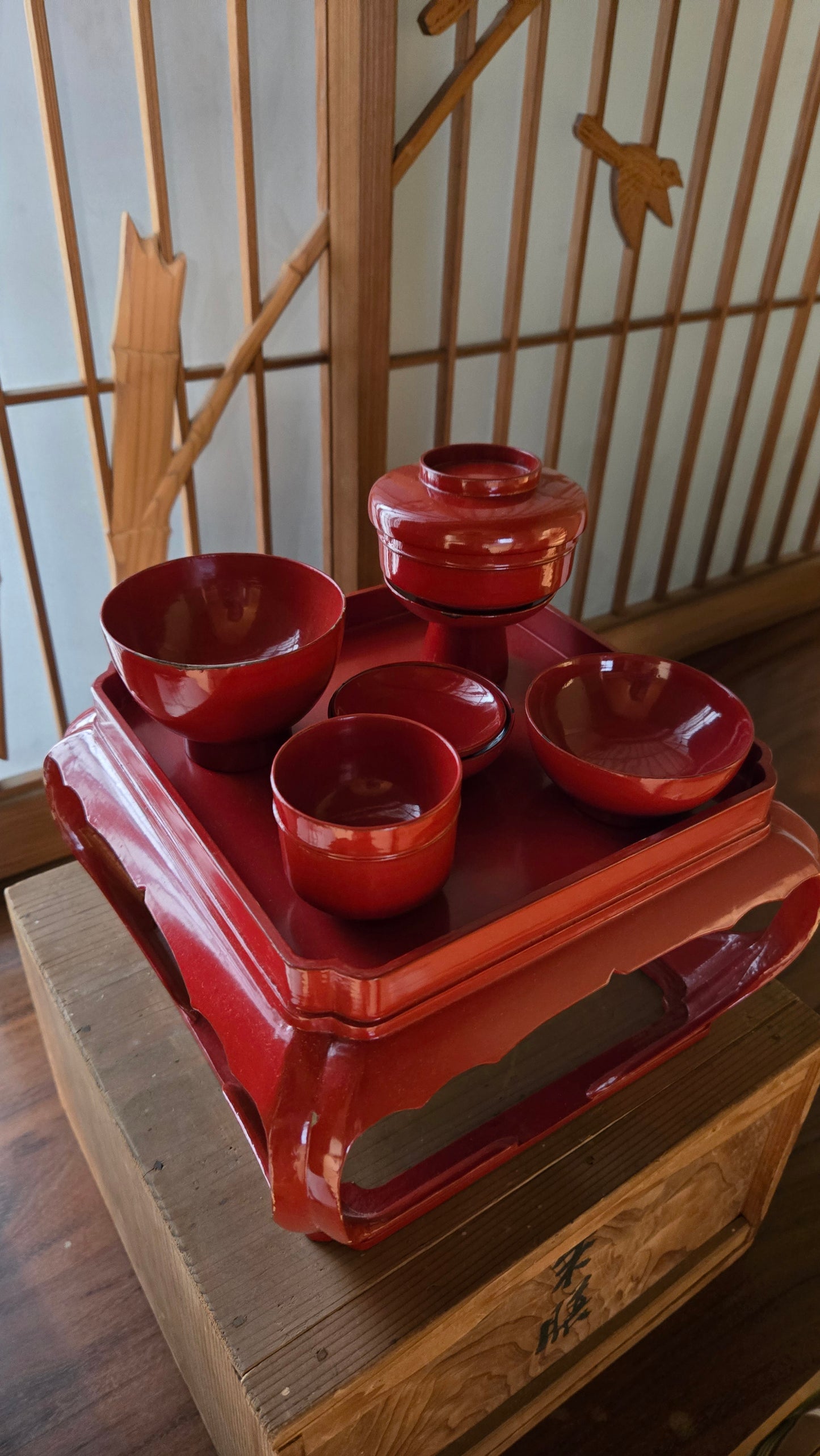 🏮 Service de repas cérémoniel japonais — O-zen laqué vermillon | Bois & laque shu-urushi