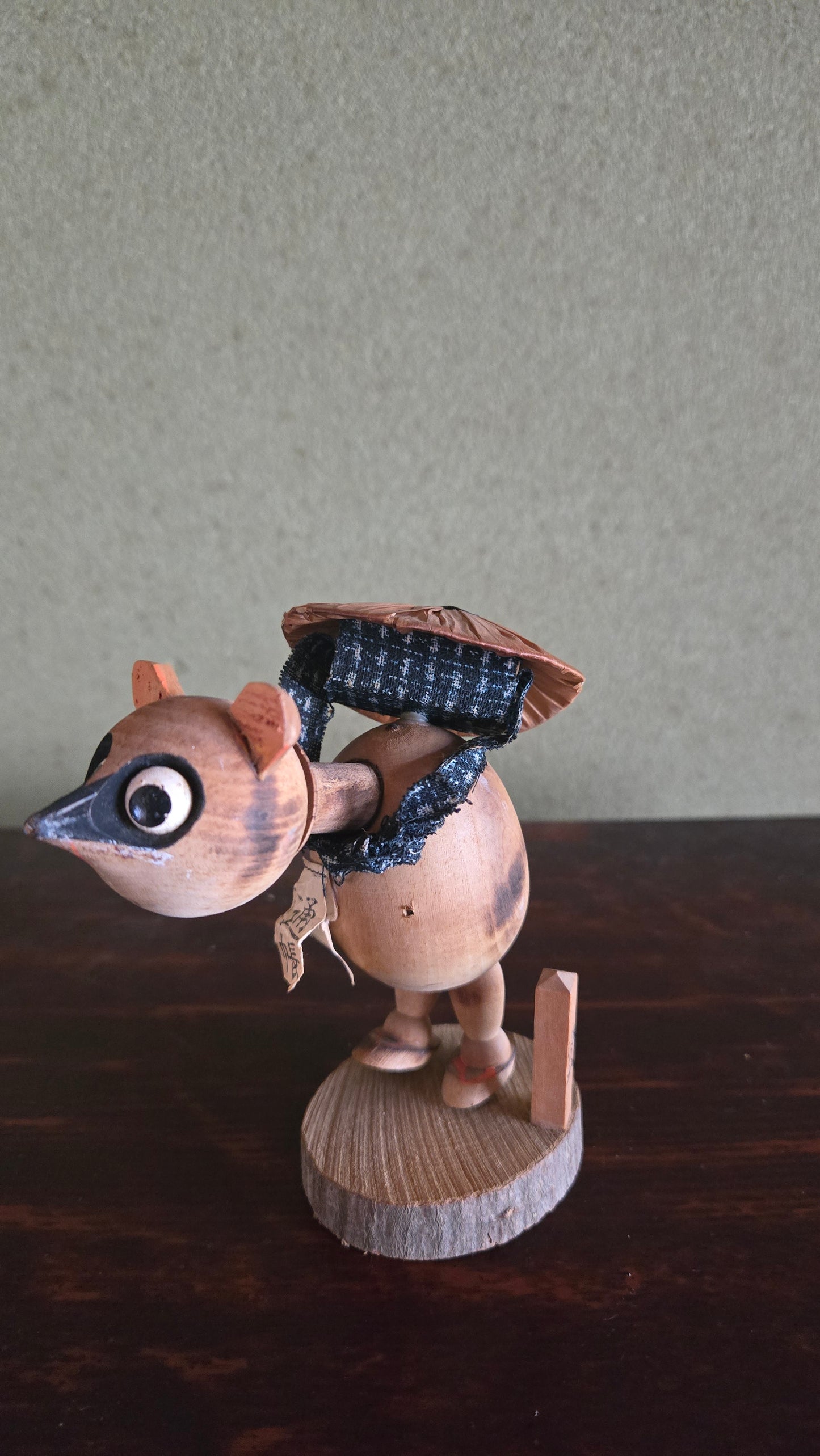 Tanuki sōsaku en bois — "夢の山" (Yume no yama), Japon vintag