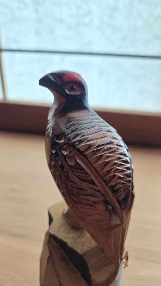 Sculpture en bois de lagopède 🐦❄️ — raichō des Alpes japonaises, Hakuba Rengedake, datée 1988
