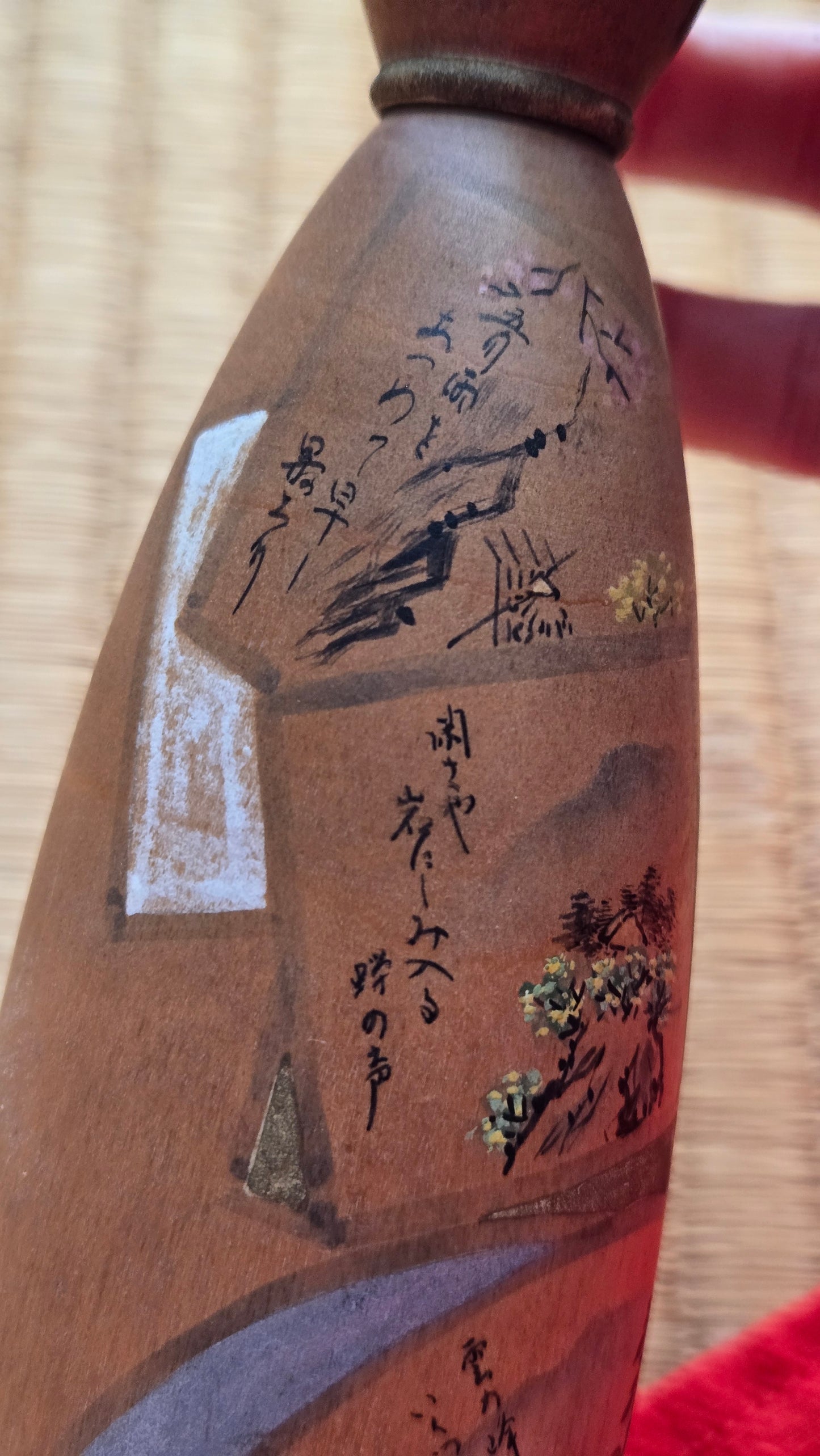 🎎 Kokeshi sōsaku aux quatre saisons, corps peint et calligraphié — pièce d'auteur