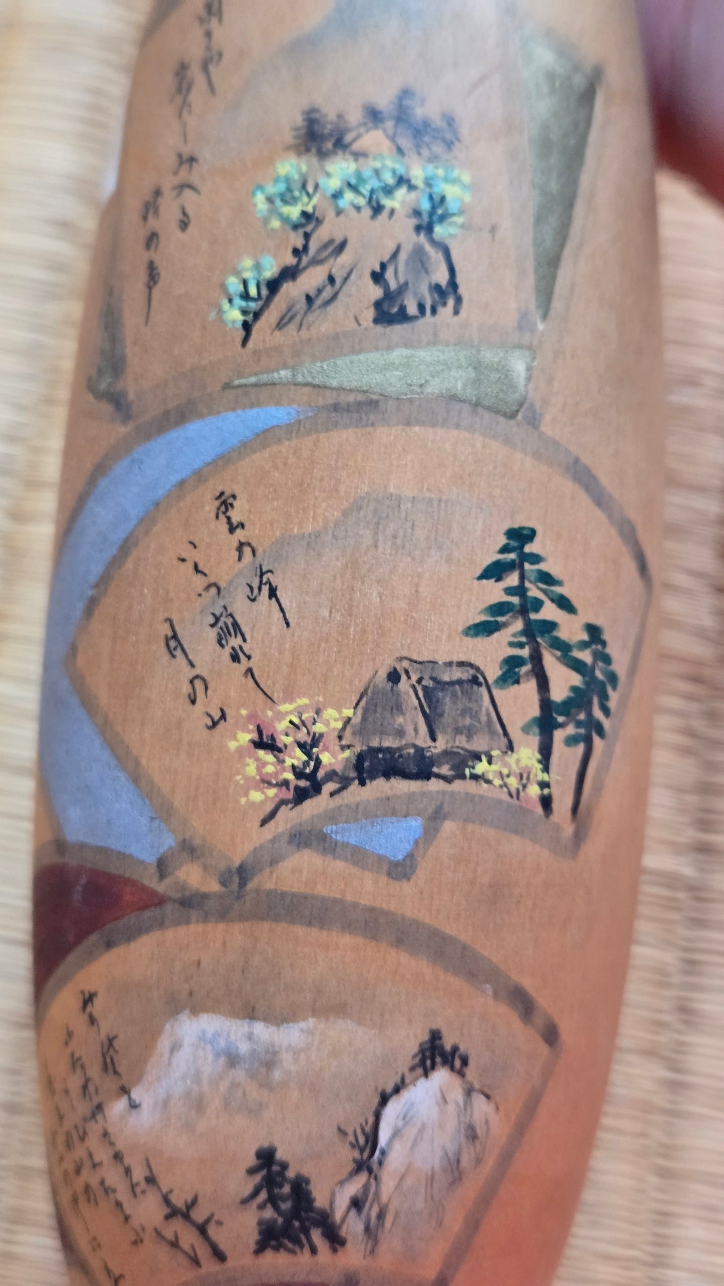🎎 Kokeshi sōsaku aux quatre saisons, corps peint et calligraphié — pièce d'auteur