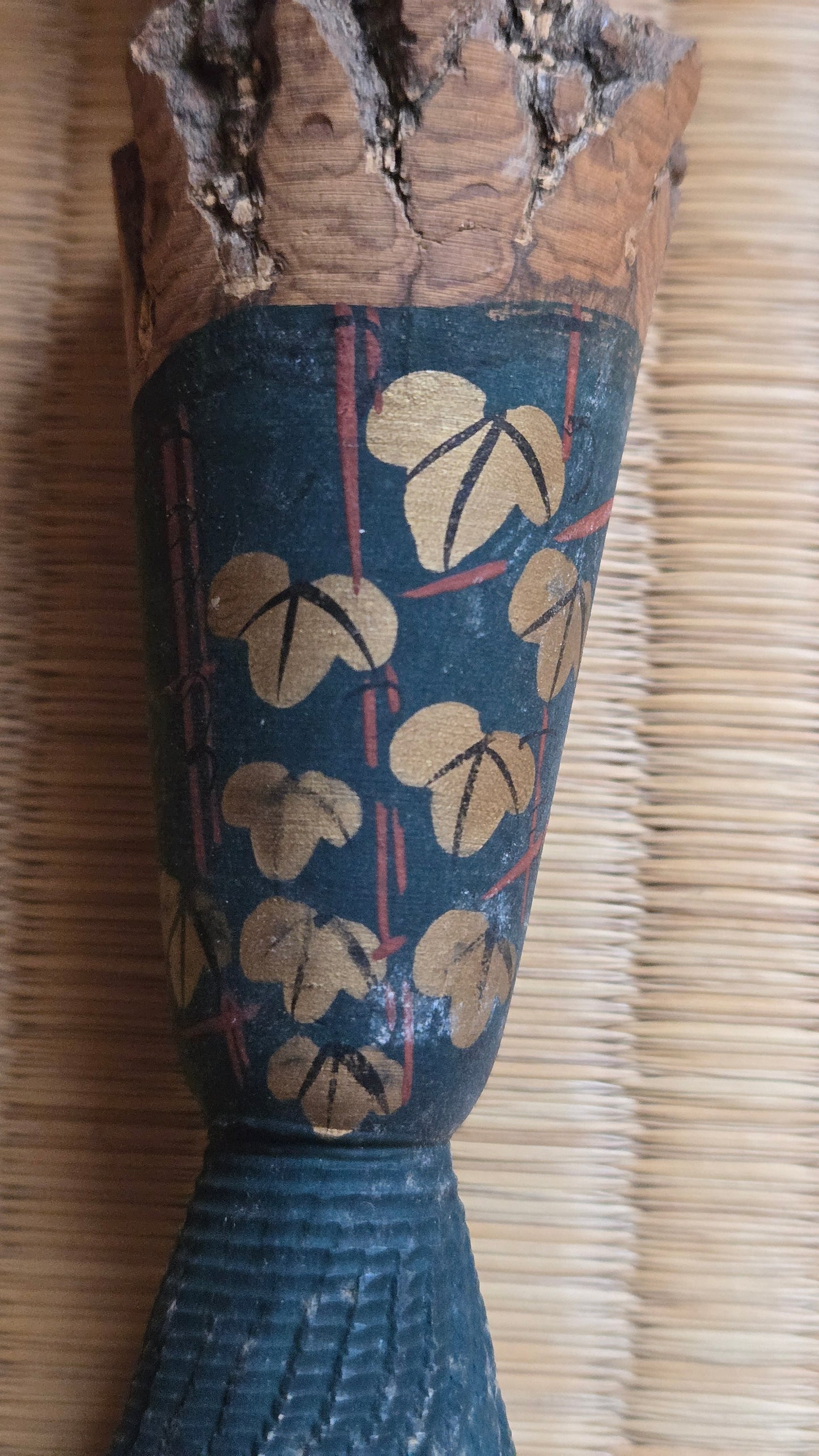 🎎 Kokeshi créative à écorce naturelle conservée (kawa-tsuki)