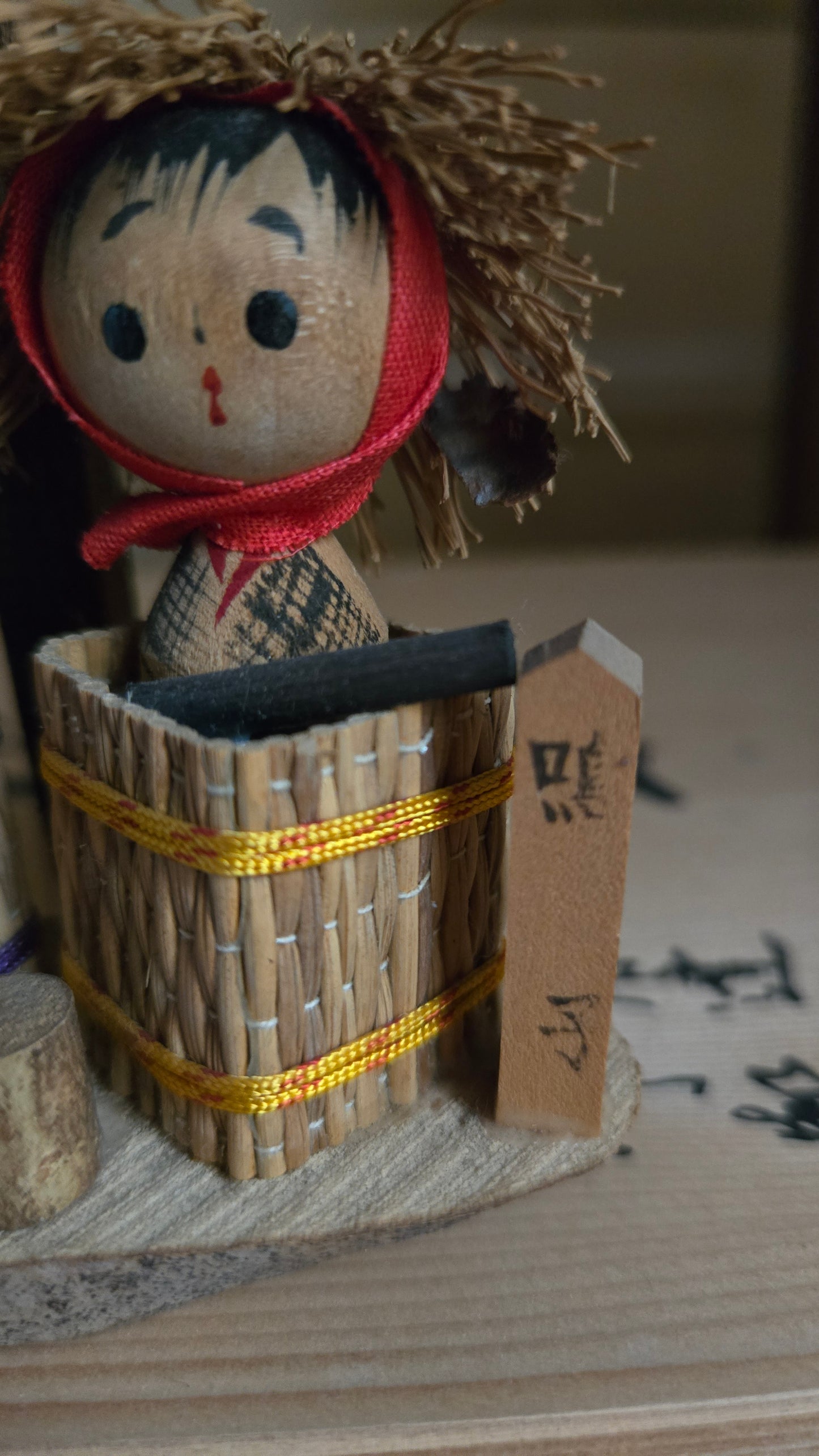 🏘️ Diorama artisanal miniature — scène de charbonniers (sumiyaki)