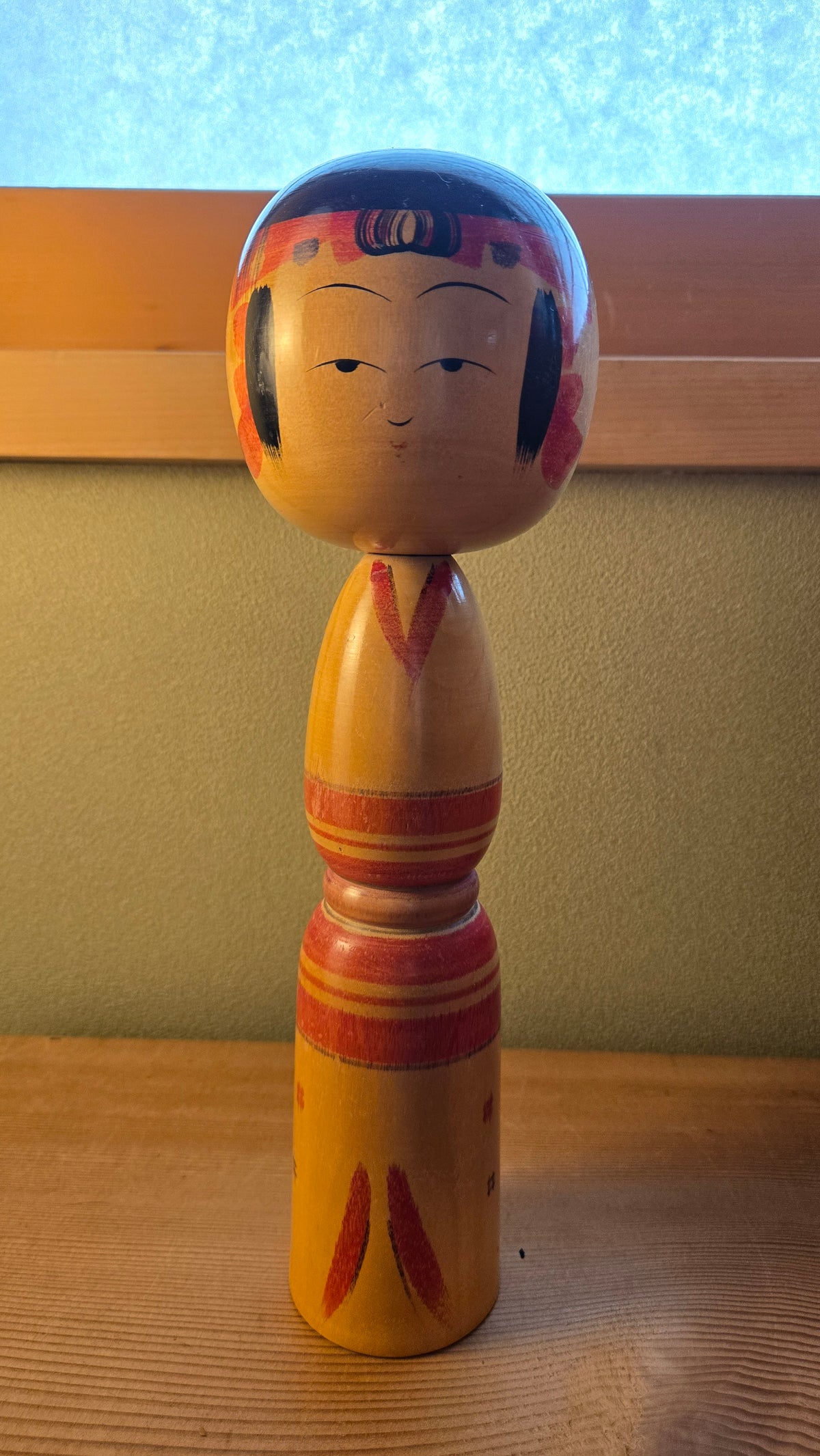 🎎 Kokeshi Tsuchiyu vintage à silhouette étagée et frange florale