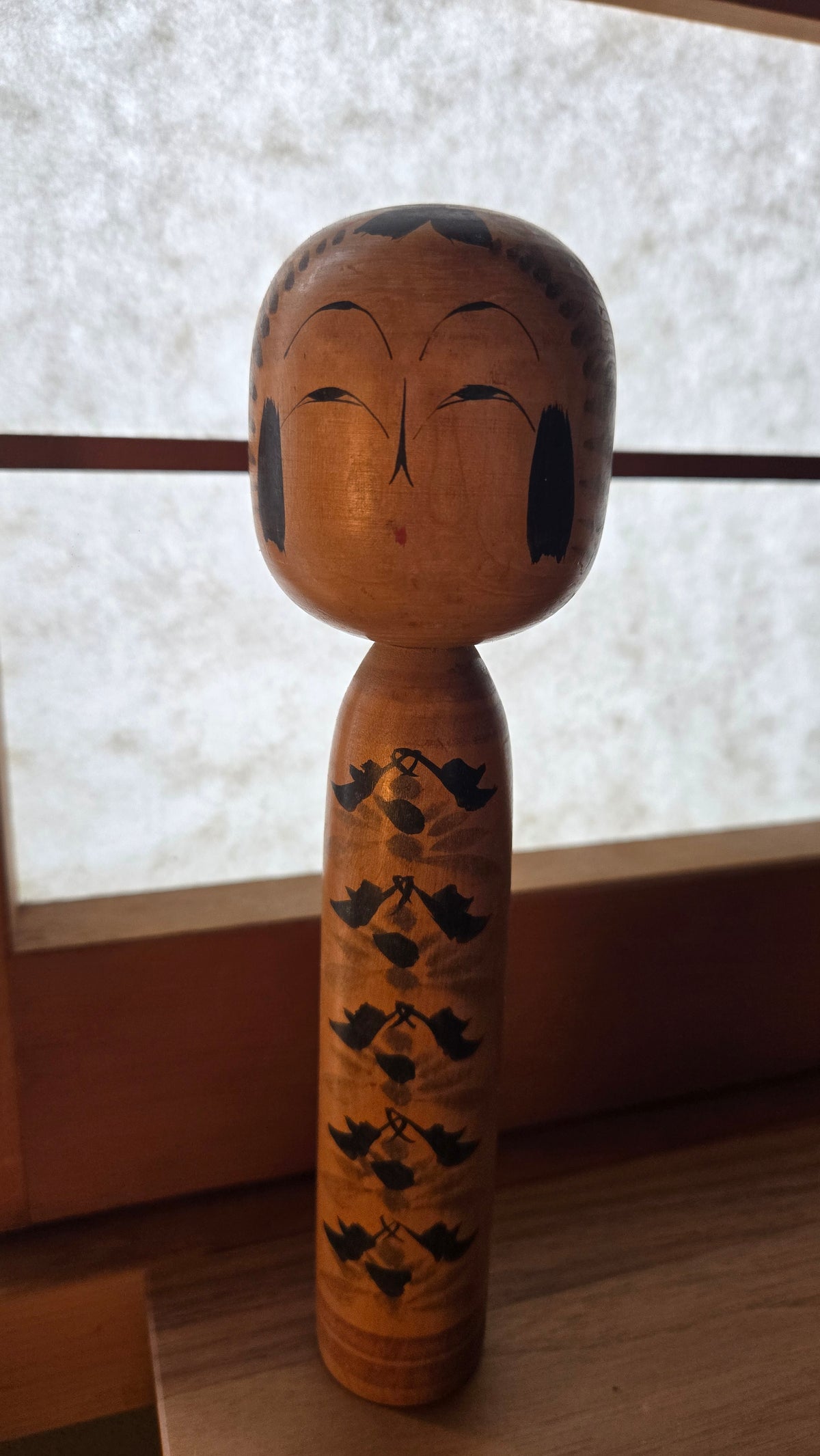 🌸 Kokeshi traditionnelle – Style Tōgatta 🌸